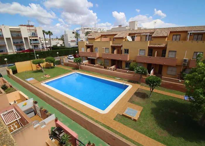 Cabo Roig, Orihuela Costa, Apartamento De Tres Dormitorios Con Piscina, Gestionado Por Elvira Home