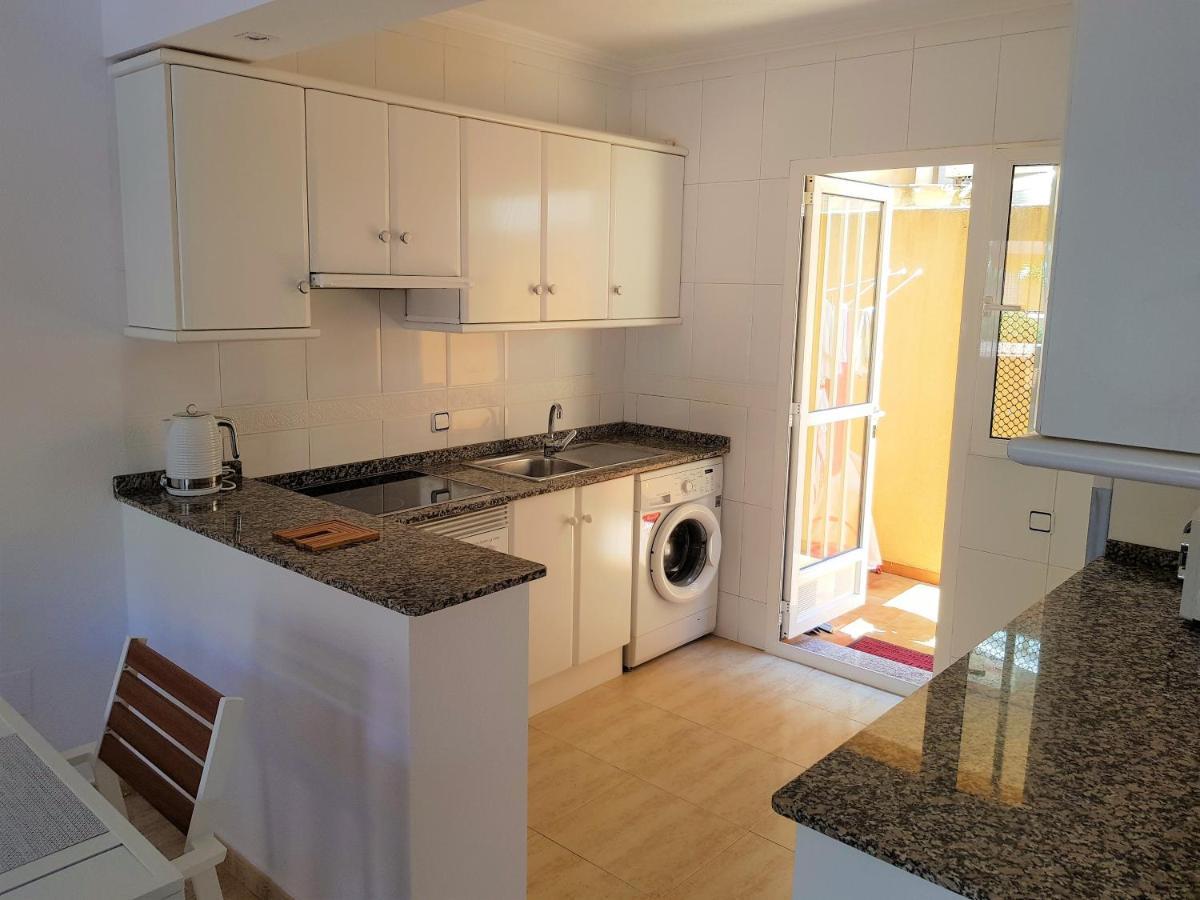 Cabo Roig, Costa, De Tres Con Piscina, Gestionado Por Elvira Ferienhaus *
