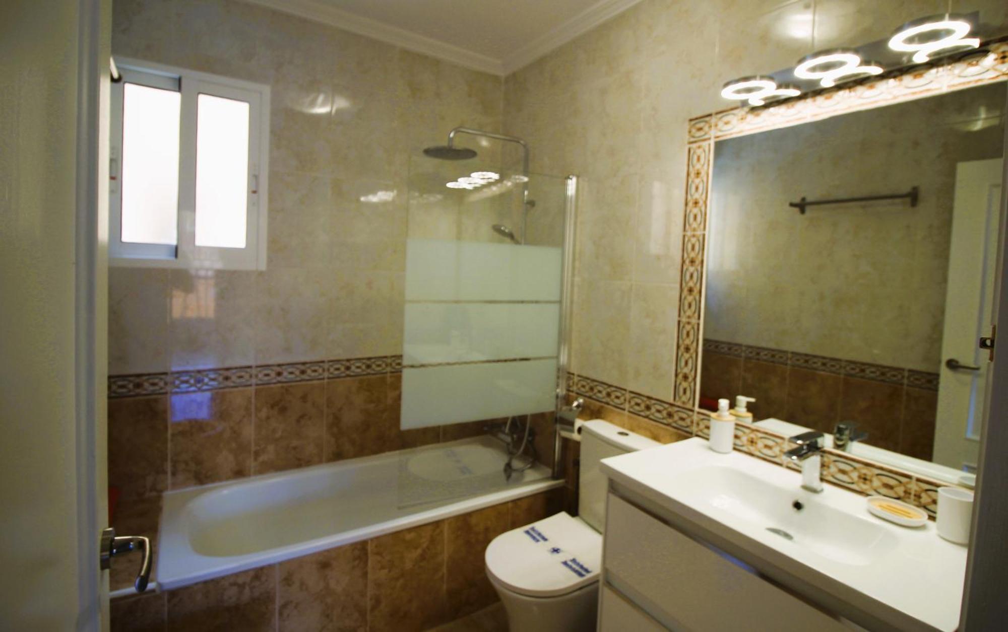 Ferienhaus Cabo Roig, Costa, De Tres Con Piscina, Gestionado Por Elvira *